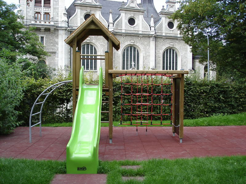 Neugestalteter Spielplatz